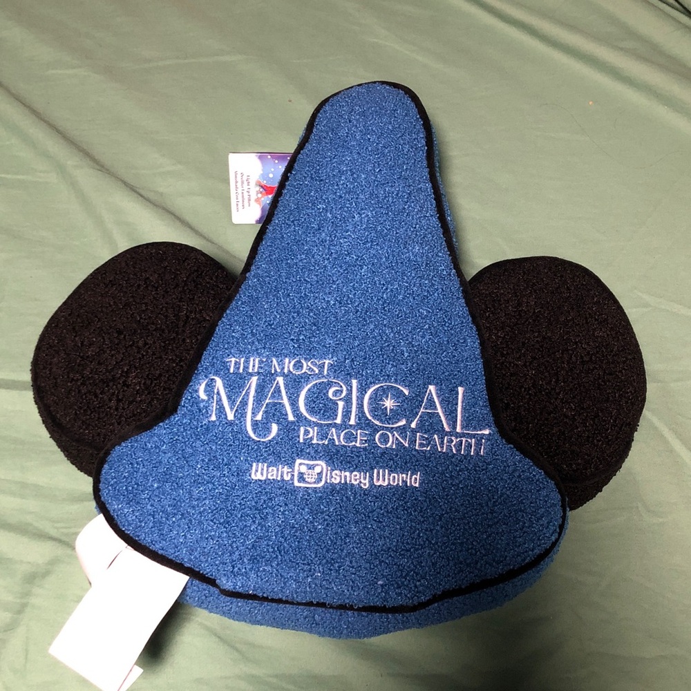 Disney Lights Up Magical Sorcerer Hat Pillow NWT - Picture 6 of 6